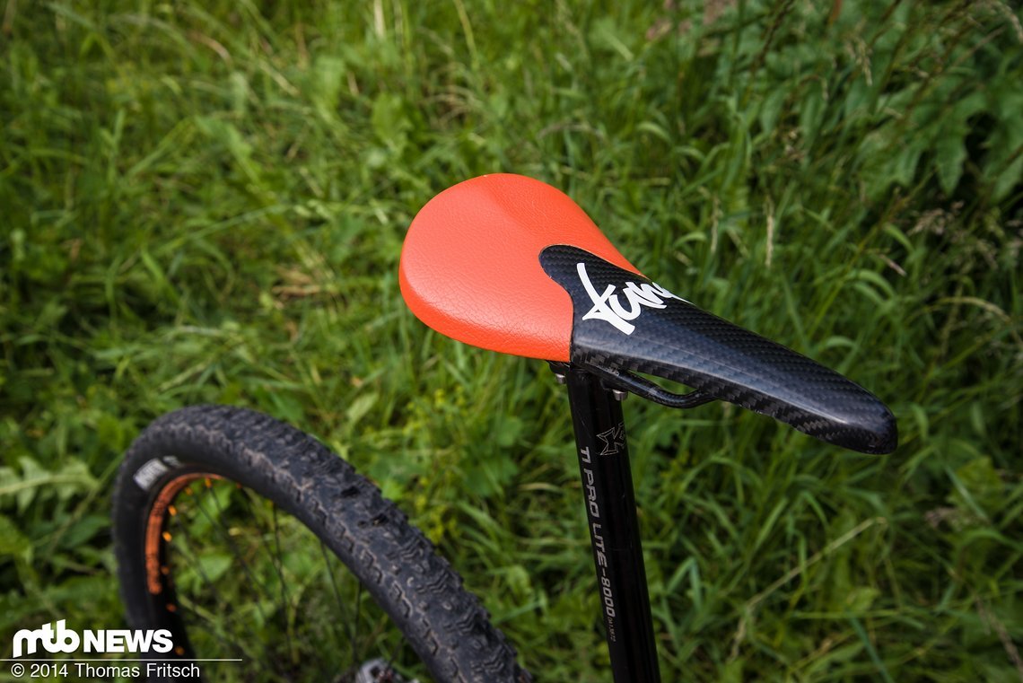 Natürlich passt der Tune Sattel farblich perfekt zum Rest des Bikes.