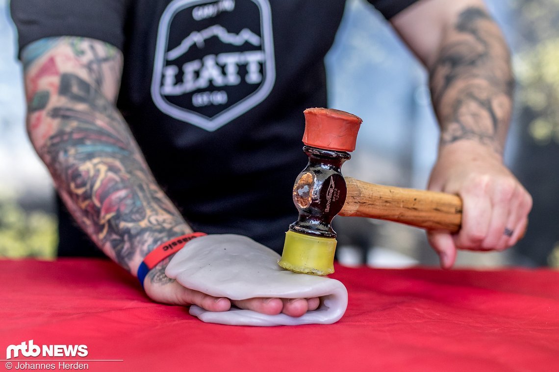 Leatt-3