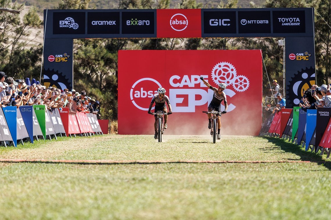 Filippo Colombo and Nino Schurter win Stage 1 of the 2025 Absa Cape Epic Mountain Bike stage race held at Meerendal Wine Estate, Cape Town, South Africa on the 17th March 2025. Photo by Nick Muzik/Cape Epic
PLEASE ENSURE THE APPROPRIATE CREDIT IS GIV