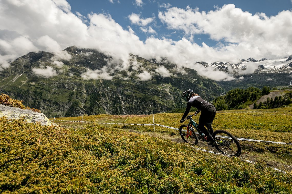 Die Trails in La Thuile sind oben alpin und schnell und unten steil und technisch.