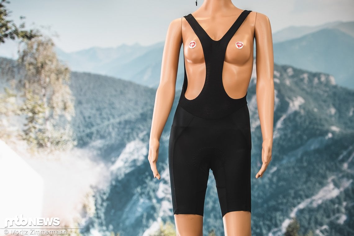 Die Schweden von POC haben mit der Womens Ultimate VPD eine spezielle Bib Shorts für Frauen entwickelt.