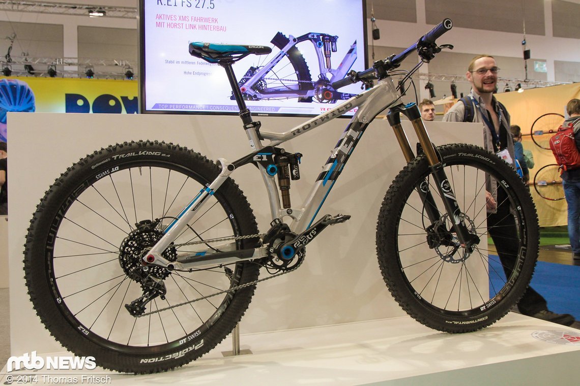Wenn Fahrtechnik-Guru Manfred Stromberg auf die Trails geht, dann meist mit seinem neuen Rotwild E1.