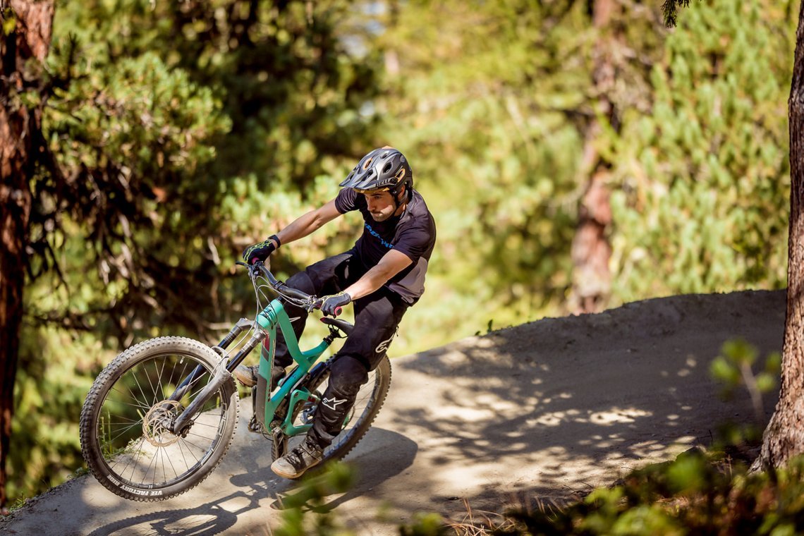 Tyee-Carbon Action Ben Reid Zermatt 5