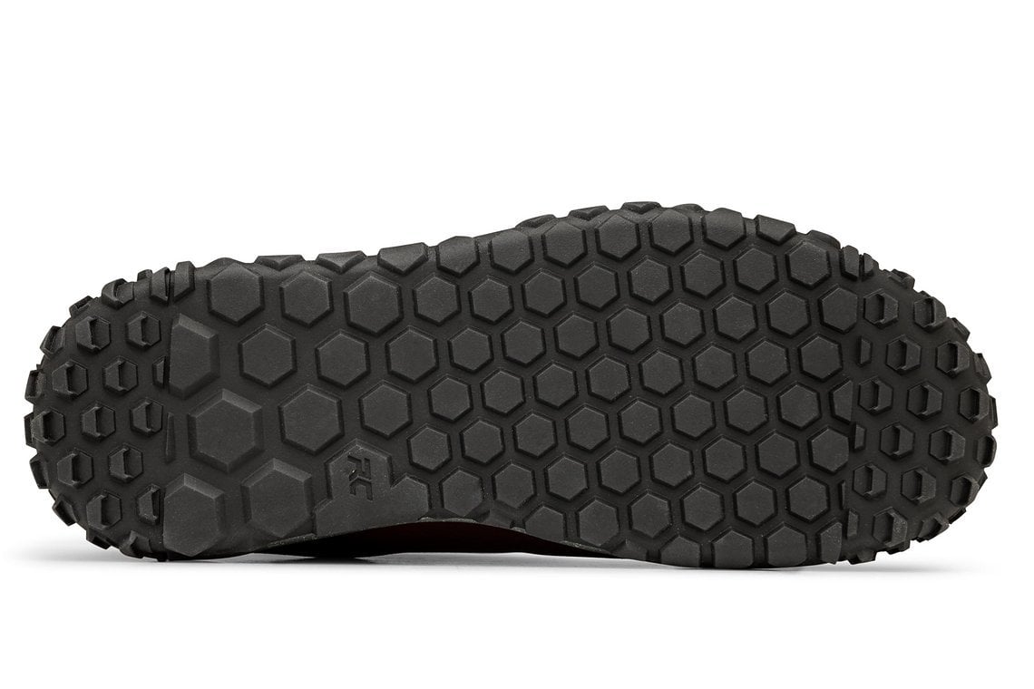 CLE5270-outsole Flume Rose-3500x2335-2 (1)