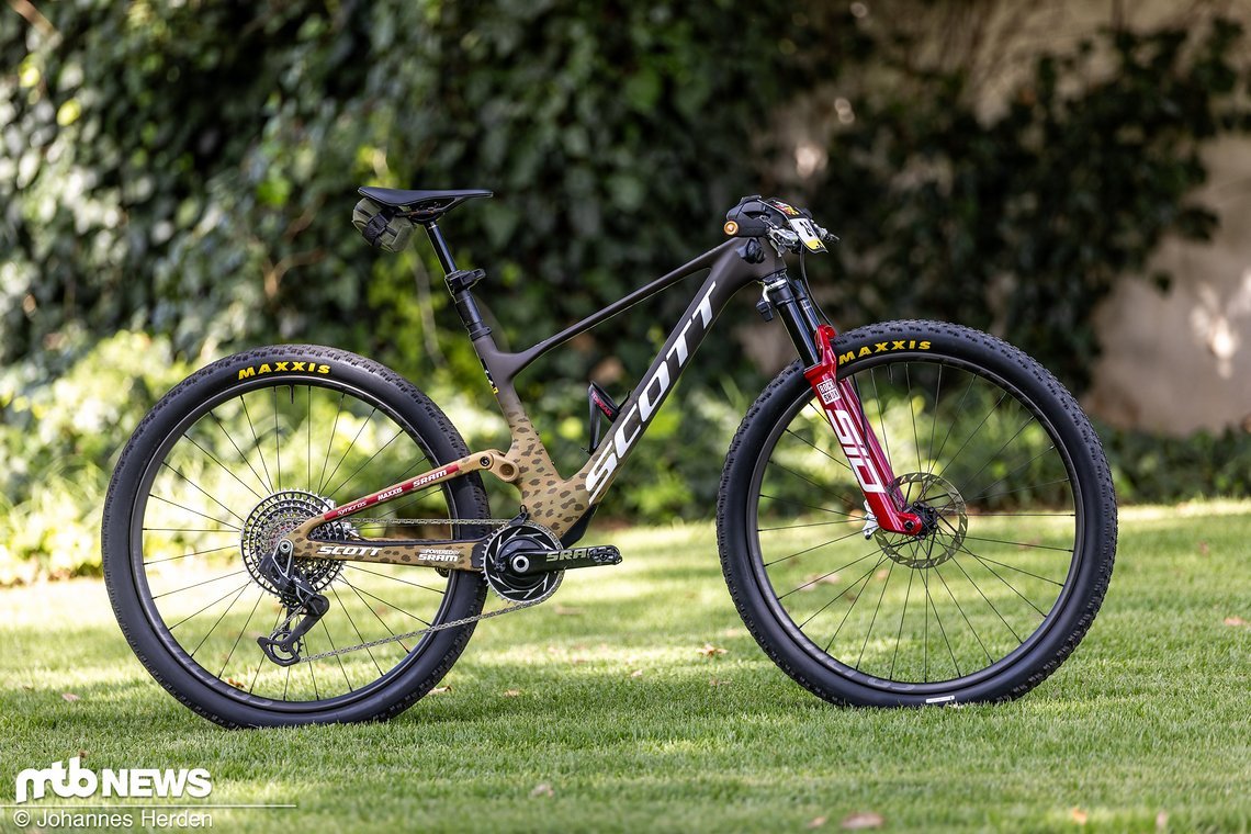 Im Leo-Look für das Epic: Nino Schurters Scott Spark.