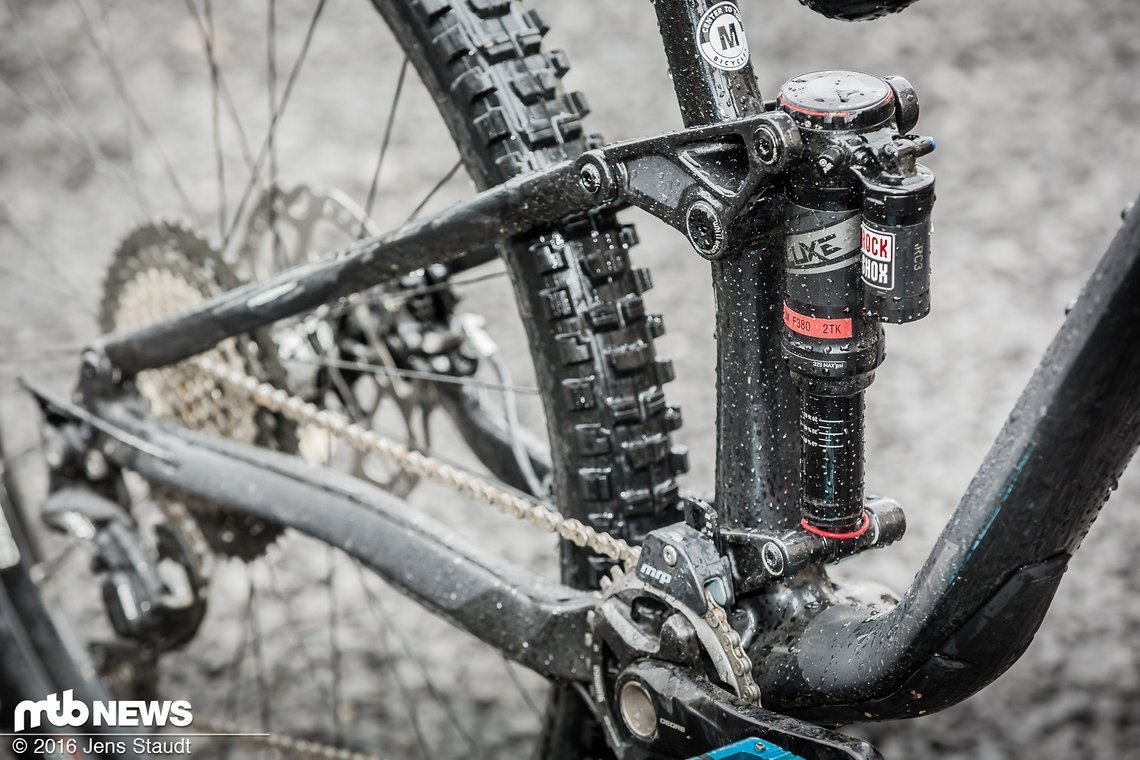 Als Dämpfer kommt der RockShox Super Deluxe RC3 zum Einsatz