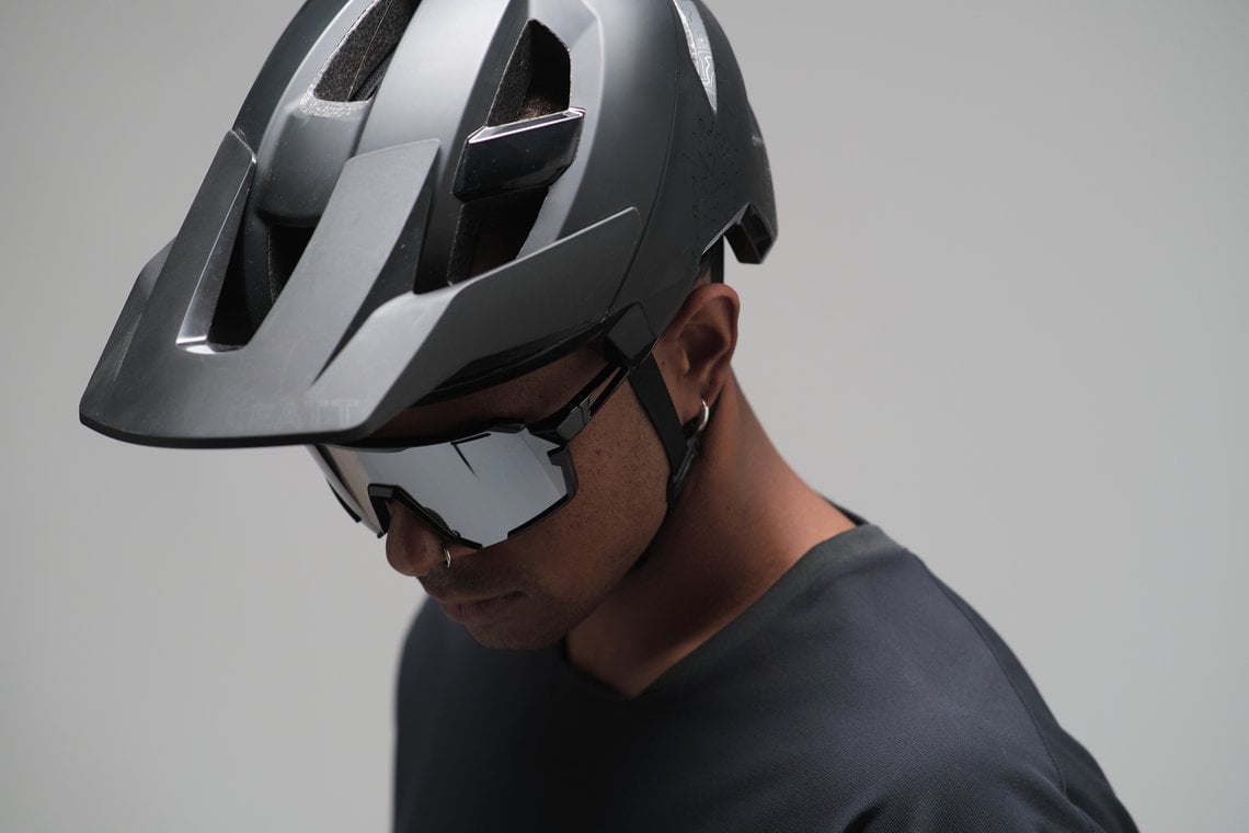 RideViz Pro Sunglasses - Leatt MY26 - Alan MTB Studio 26-005 RideViz Pro Sunglasses - Leatt MY26 - Alan MTB Studio 26-005