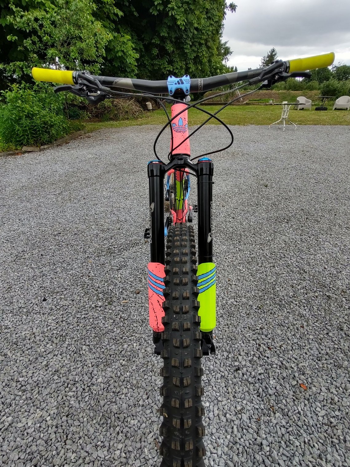 Die Wren Federgabel konnte µ_d leider nicht überzeugen und ist mittlerweile einer Marzocchi Z1 mit 150 mm Federweg gewichen