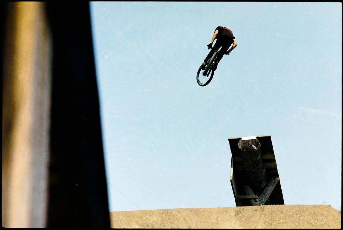210620-Kodak-Gold-1-200-36-AE1-12