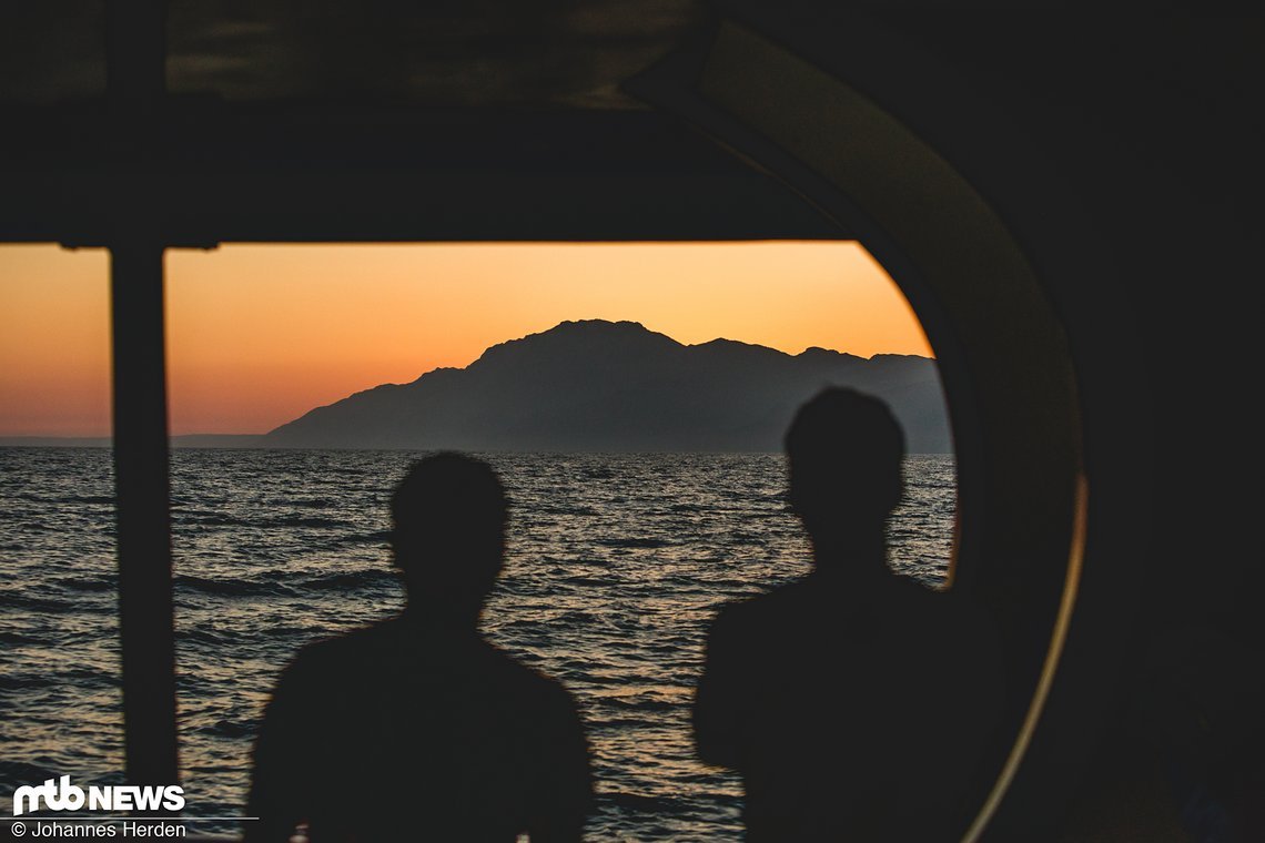 Die Sonne geht unter und wir landen kurze Zeit später wieder an Bodrum an. καληνύχτα!