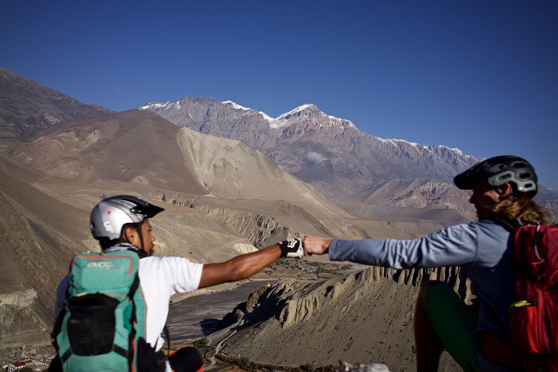 Uphill nach Muktinath - das steilste Stück liegt schon hinter uns.