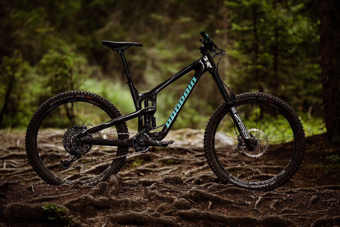 Das neue Propain Spindrift CF in Carbon Raw