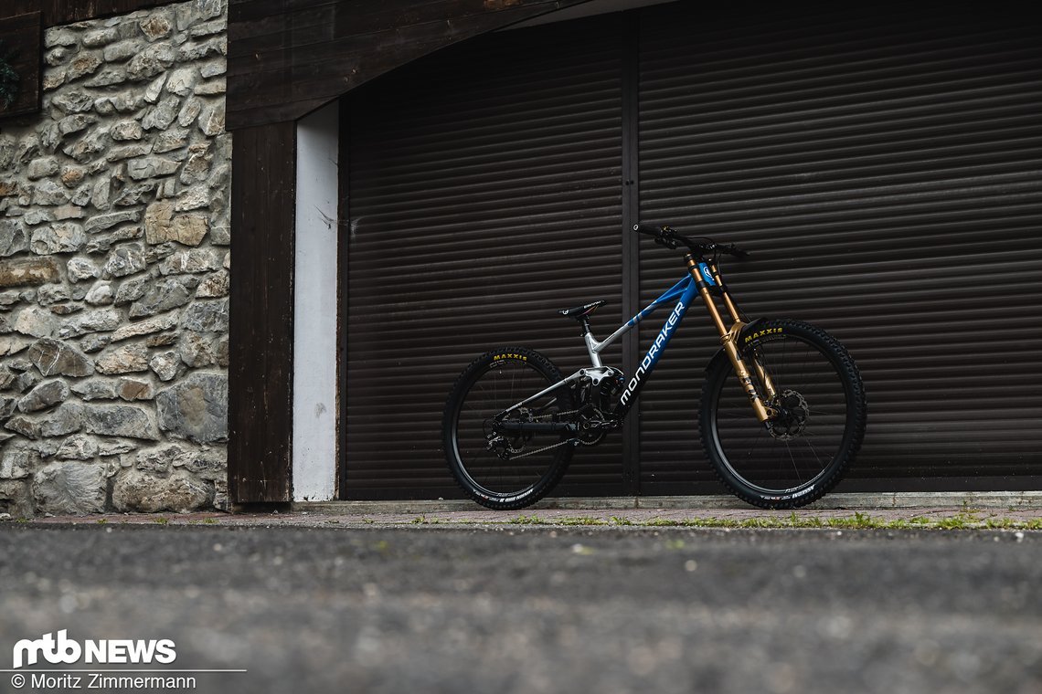boxengasse-les-gets-mondraker-pinkerton-95817