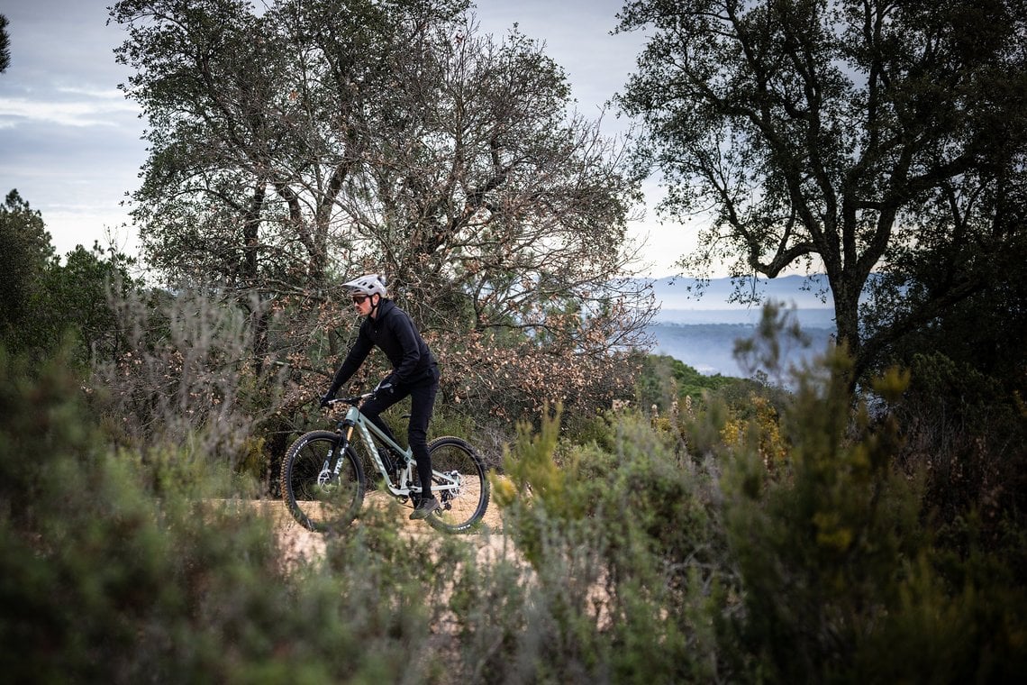 Wer es bergauf richtig krachen lassen will, ist mit dem Pivot Trailcat SL bestens bedient.