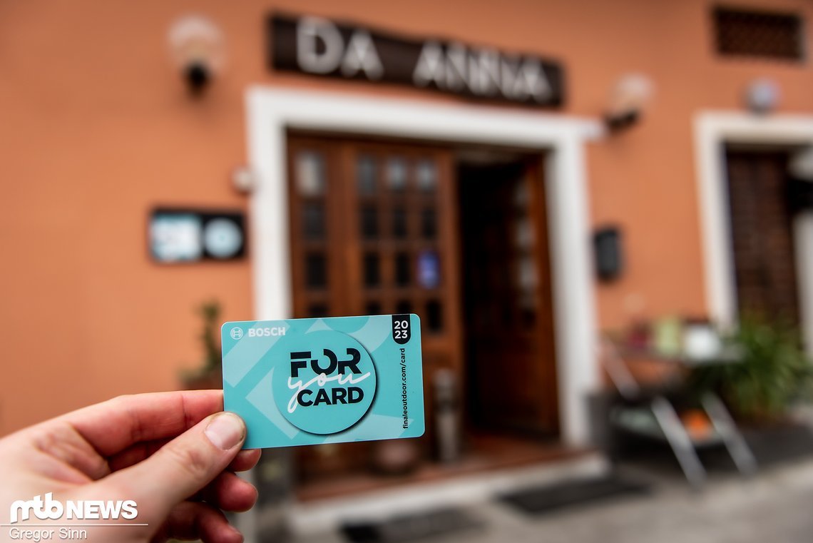 Die kleine Karte kostet 10 € und ist für ein Kalenderjahr gültig. Tätigt ihr einen Kauf bei einem Kooperationspartner, wird ein Betrag an die Finale Outdoor Region abgeführt