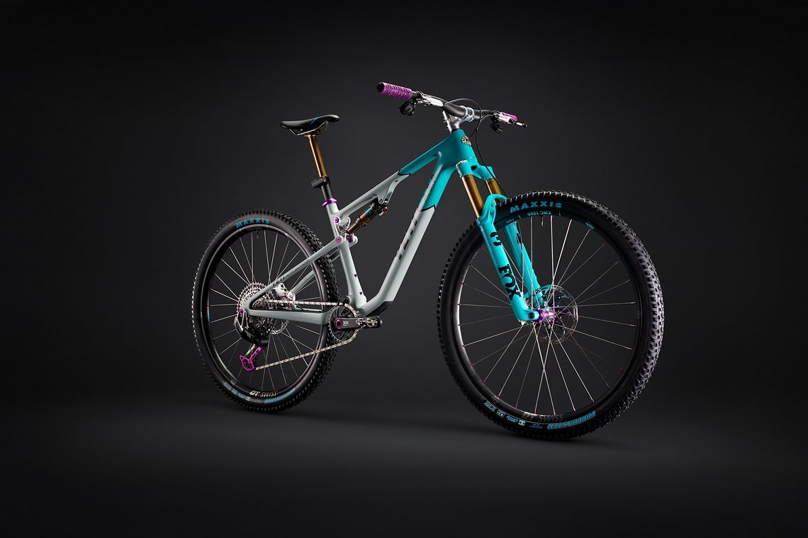 MY25 YetiCycles ASR HERO Front 40Anniversary (copy 1)