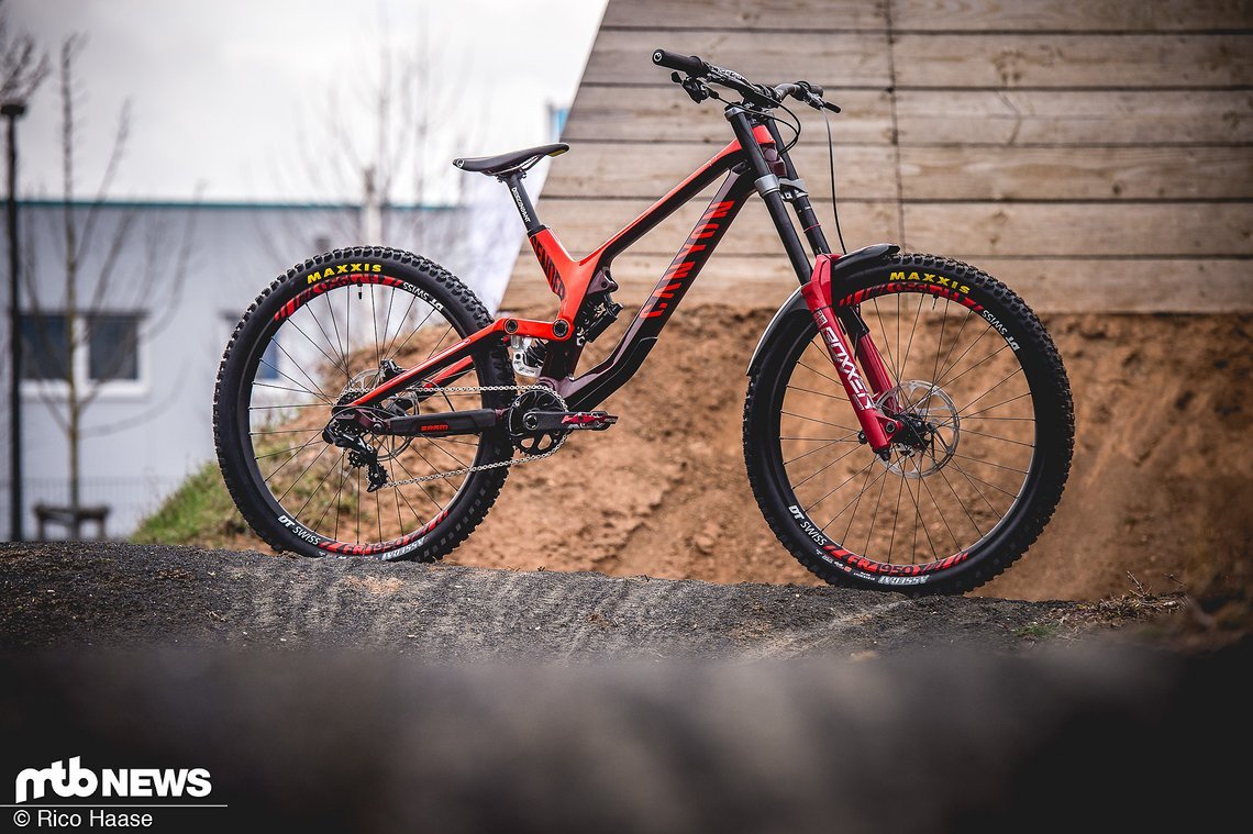 Wir sind gespannt, was das Team auf den neuen Bikes reißen kann!