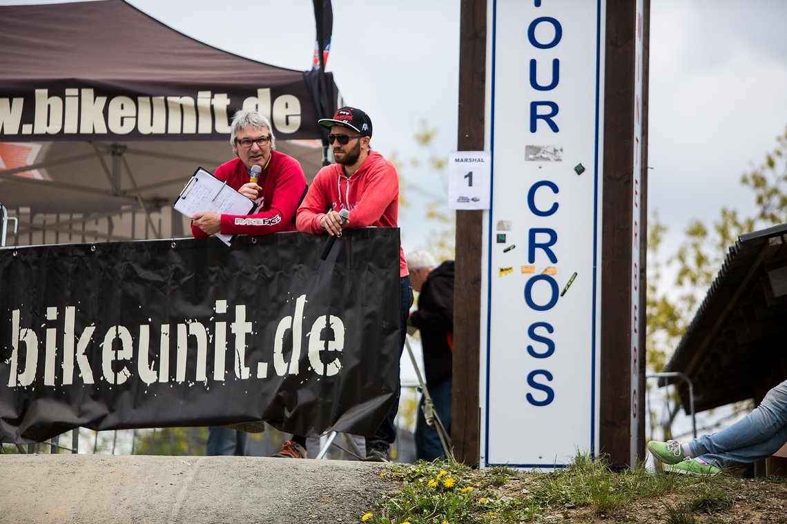 Uwe Buchholz und Christian Große kommentierten die 4X Pro Tour