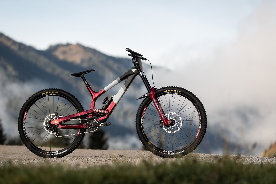 … oder unter Vali Höll im Downhill der Frauen.