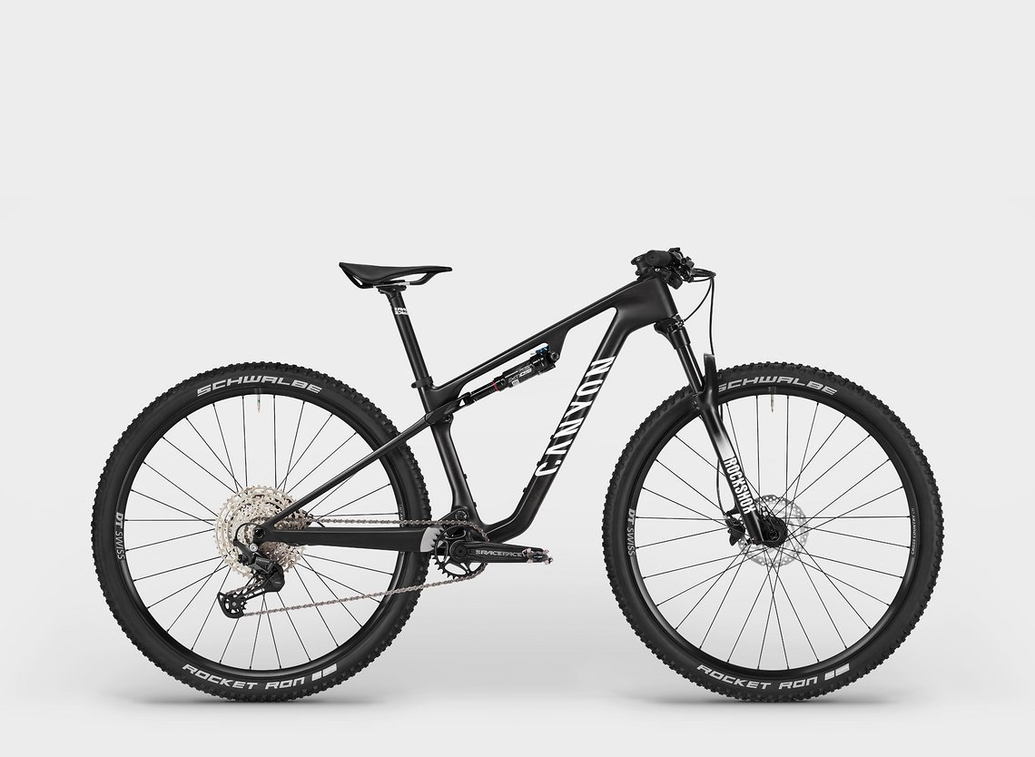Das Canyon Lux World Cup ist das XC Fully für die Pokalsieger von morgen.