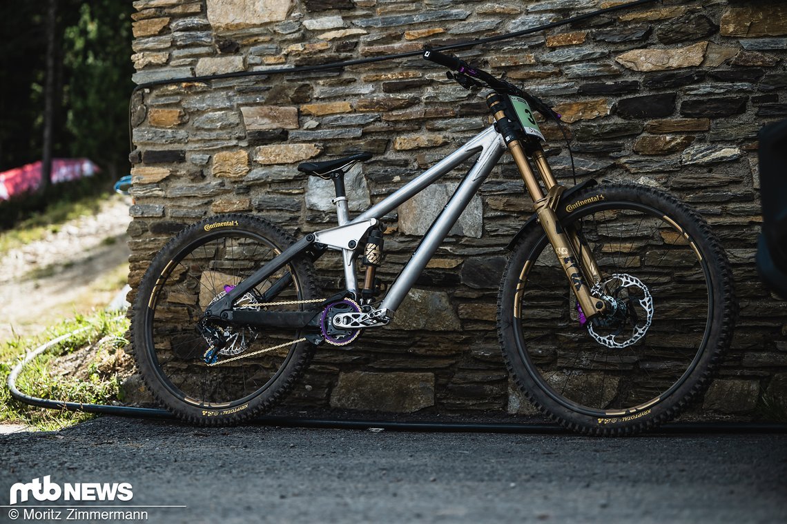 worlds-bikes-frameworks-asa-99795