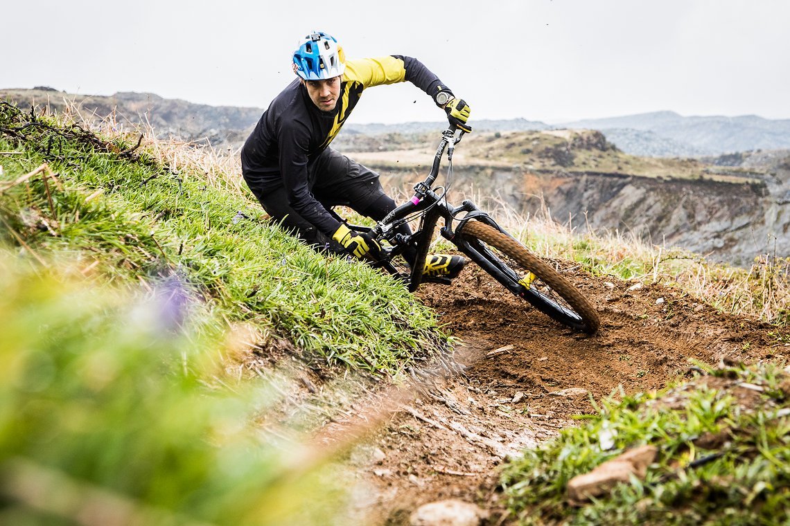 Matti Lehikoinen testing Mega Alloy in Antur- Dan Struthers (2)