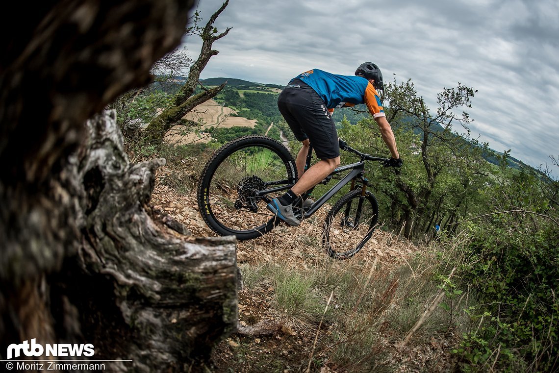 yeti-sb100-2702