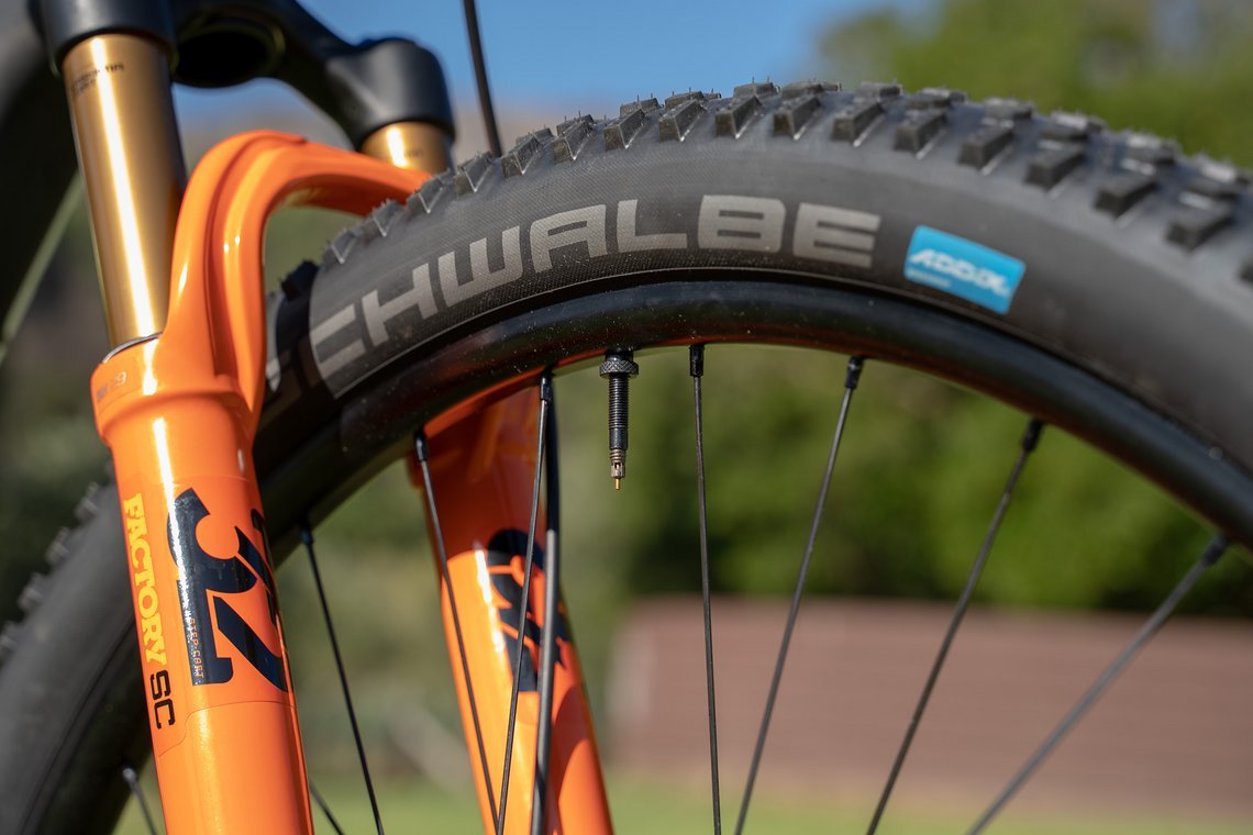 Tubeless mit Dichtmilch ist beim Cape Epic mit vielen Dornen und spitzen Steinen ein echtes "Must-Have"