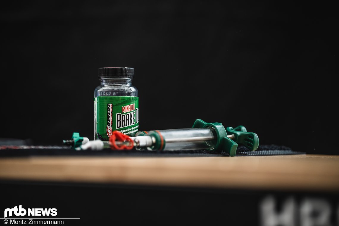 Wie viele Liter Bremsöl an diesem Wochenende wohl in den Pits vernichtet werden?