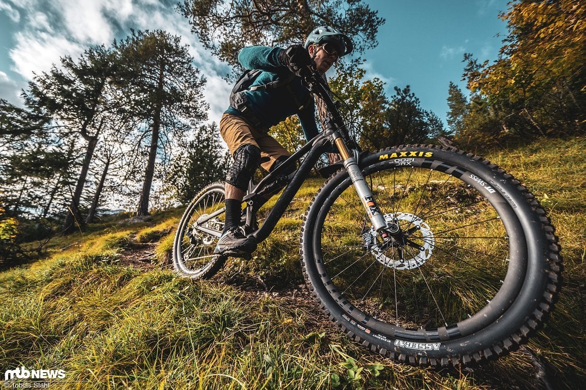Die Shimano-Scheiben sind durch ihre Kühllamellen definitiv auffällig