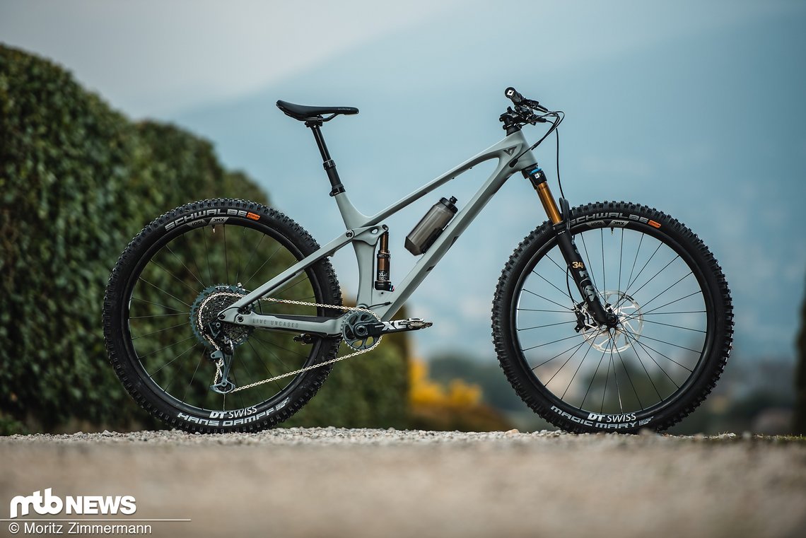 YT Izzo Core 4 | 130 / 130 mm Federweg | 5.599 €