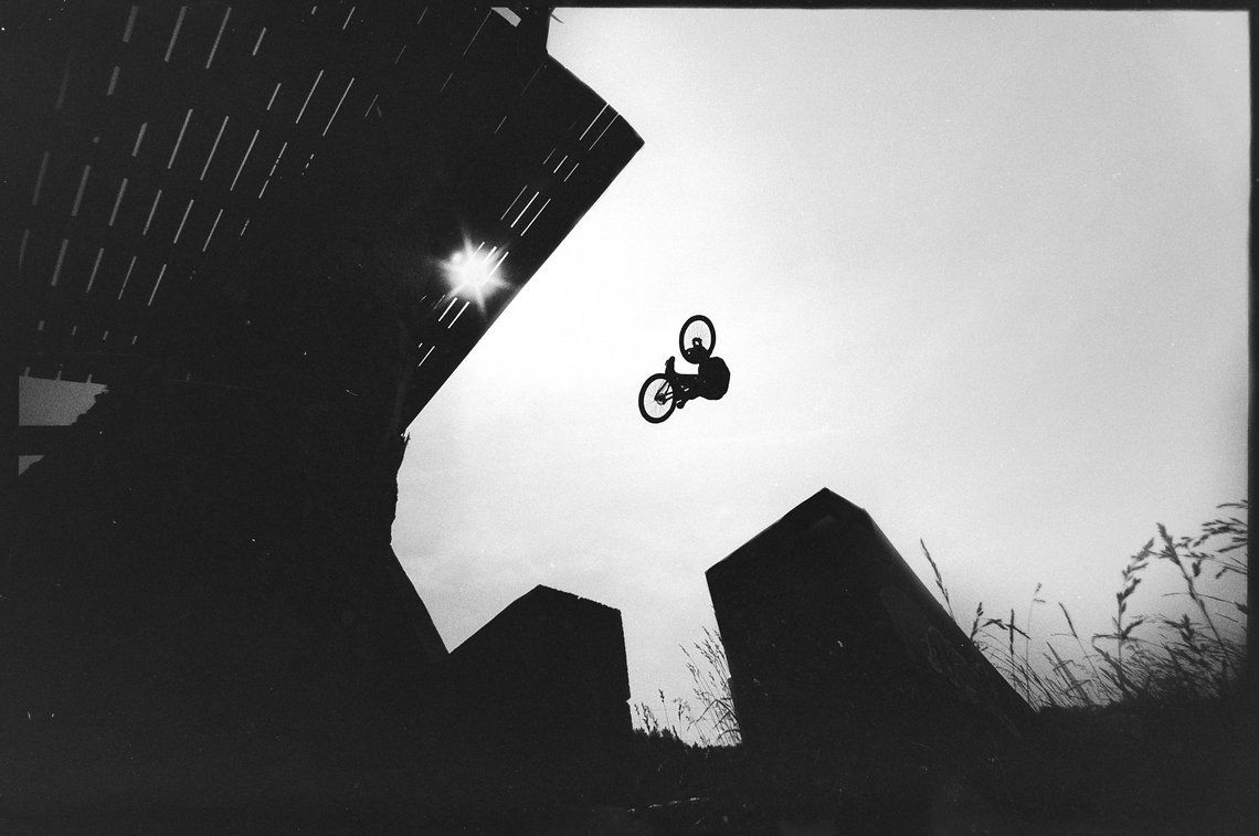 210620-Ilford-SFX-200-36-AE1-15