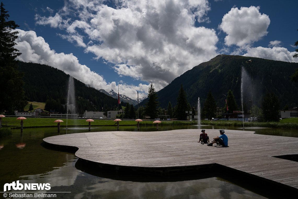 Pause mit Aussicht mitten in Davos