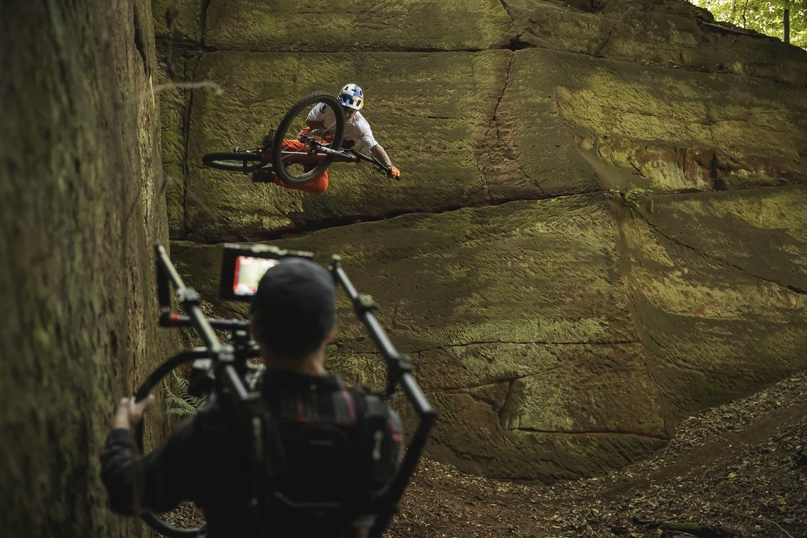 ENDURA DANNY KRISS BTS 000-35