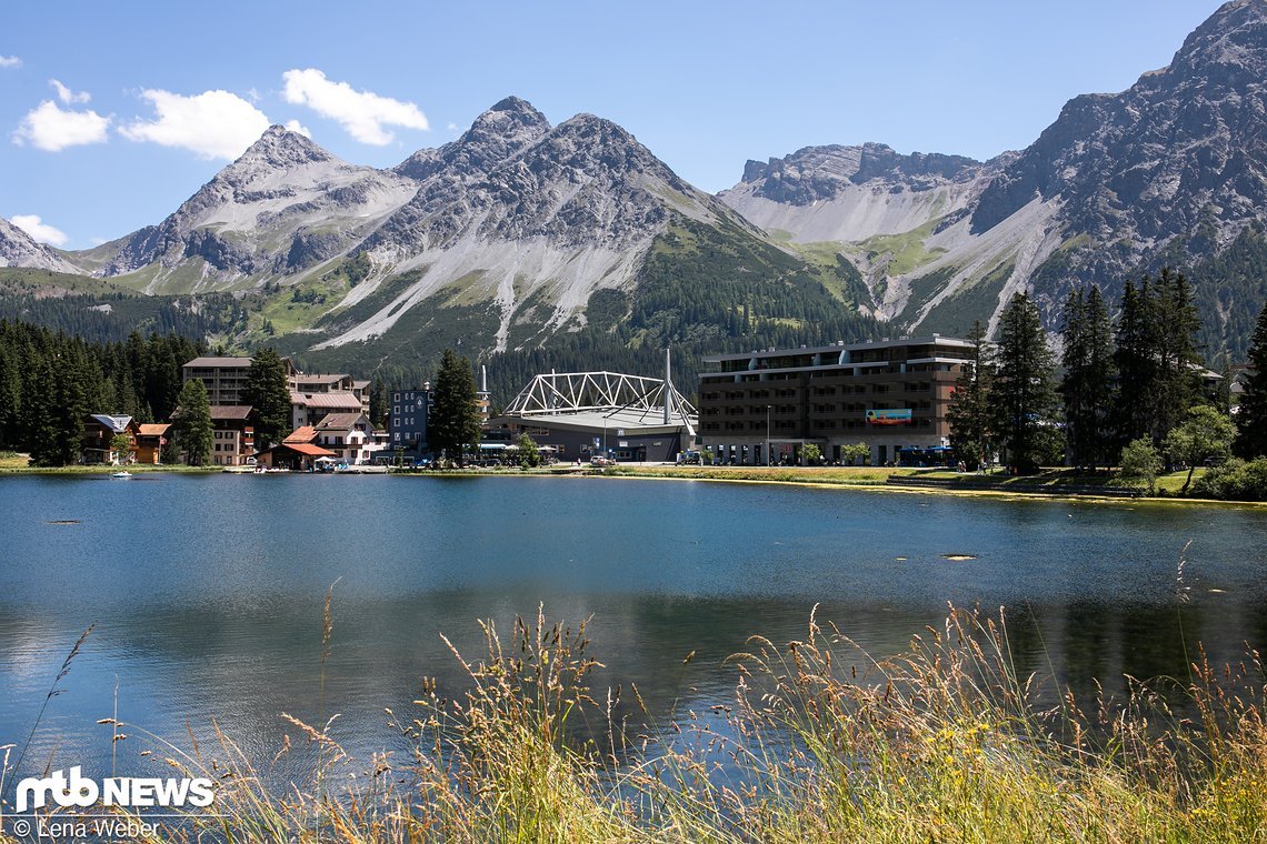 Dann gehts vorbei am Obersee Richtung Weisshornbahn