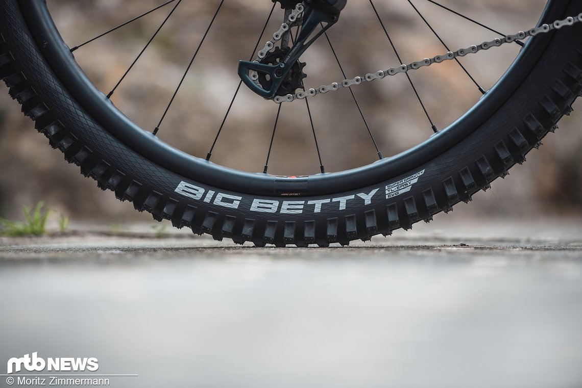 An jedem Bike haben wir einheitliche Reifen aus dem Hause Schwalbe montiert