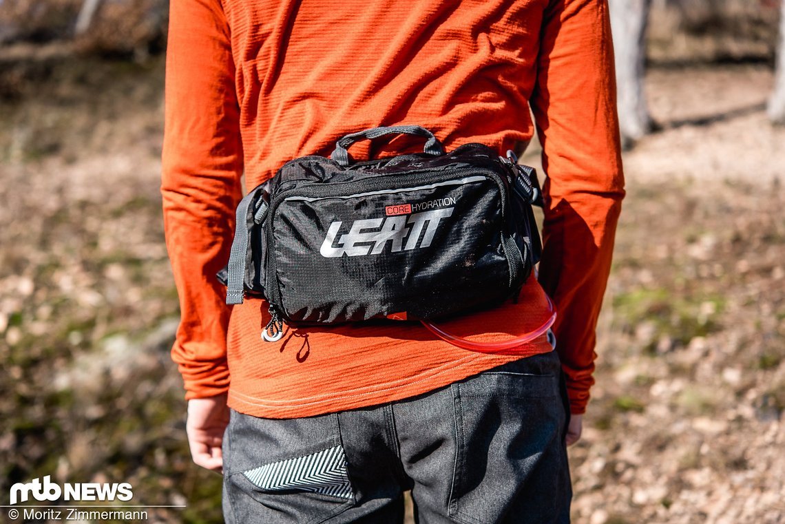 Das Leatt DBX Core 2.0 Hip Pack am Körper