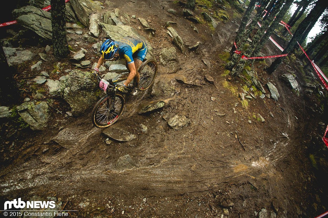 Jenny im Downhill.