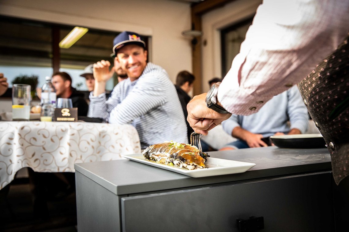 BBQ Aaron Gwin  Saalfelden Leogang by Sebastian Sternemann 576