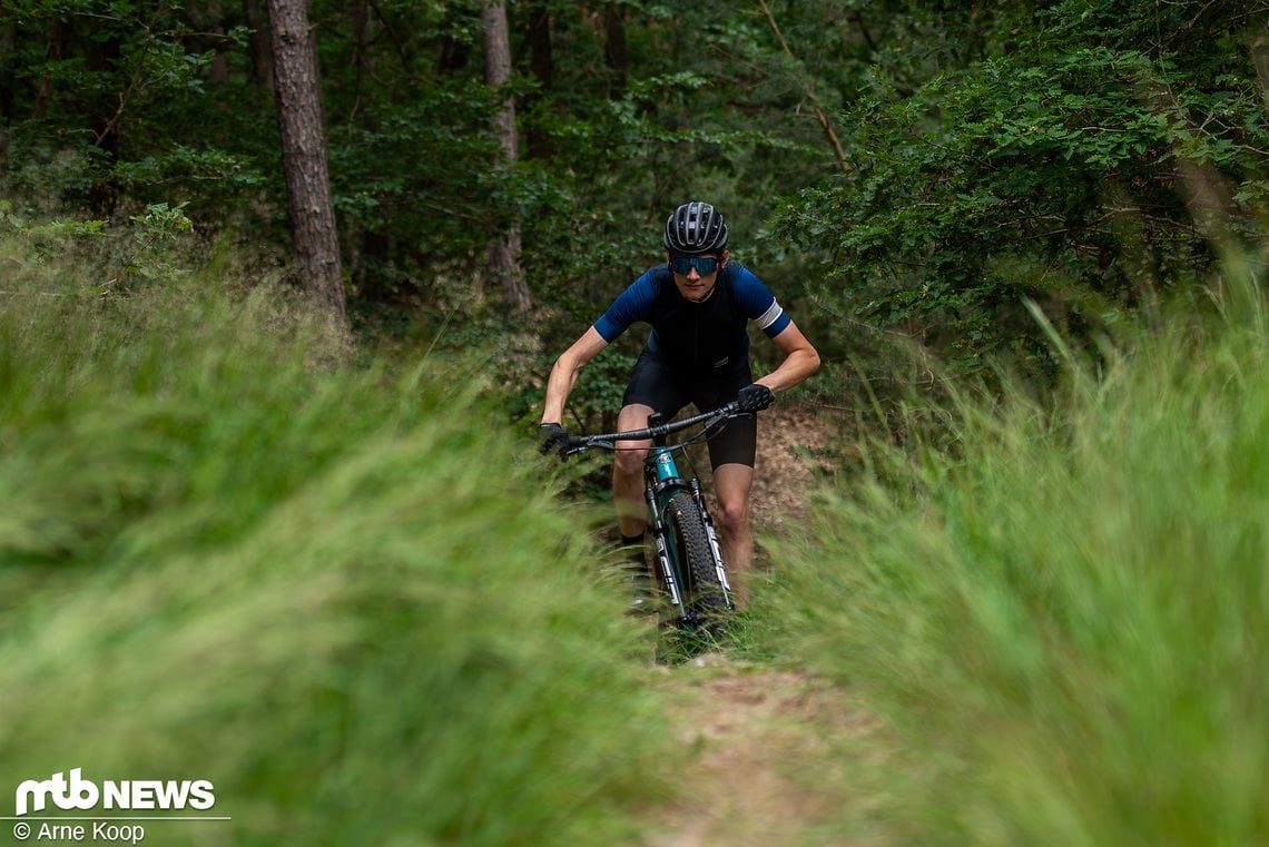 Nicht ganz so spritzig, wie manch ein Bike der Konkurrenz, und dennoch macht es eine top Figur im Uphill.