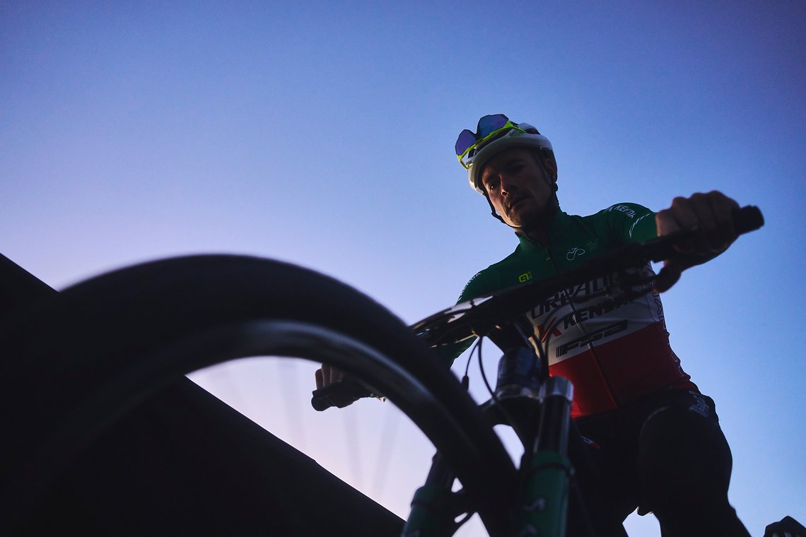 Fabian RABENSTEINER during the Prologue of the 2025 Absa Cape Epic Mountain Bike stage race held at Meerendal Wine Estate, Cape Town, South Africa on the 16th March 2025. Photo by Michael Chiaretta/Cape Epic
PLEASE ENSURE THE APPROPRIATE CREDIT IS GI