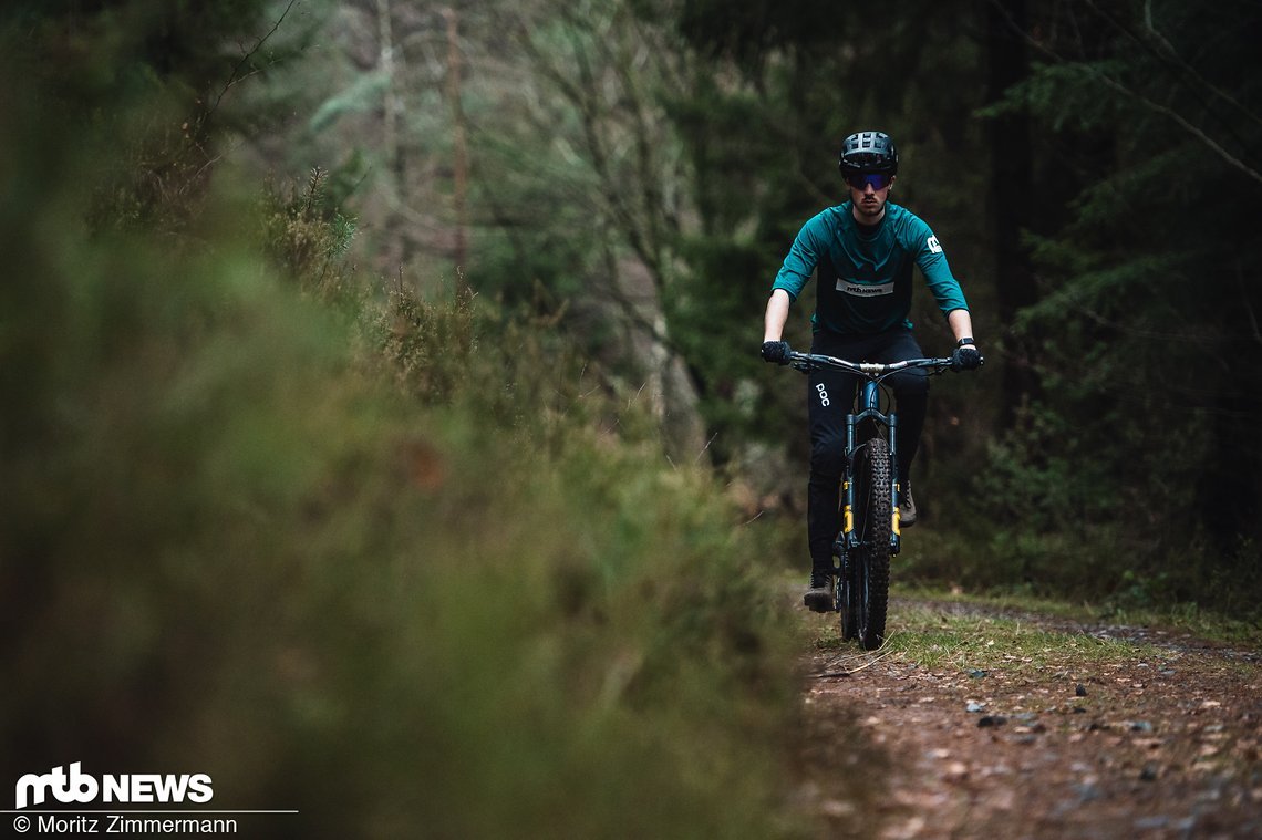 Bergauf ist das Prime Thunderflash für ein Enduro ziemlich zügig unterwegs.