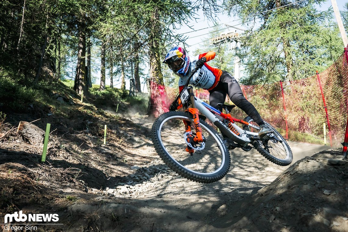 Im letzten Trainings-Run vorm Finale hatte Jess Blewitt einen recht amtlichen Sturz