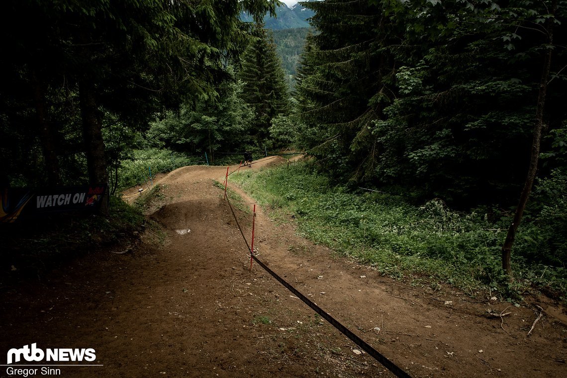 Es geht nun nicht mehr über diese Bikepark-Jumpline