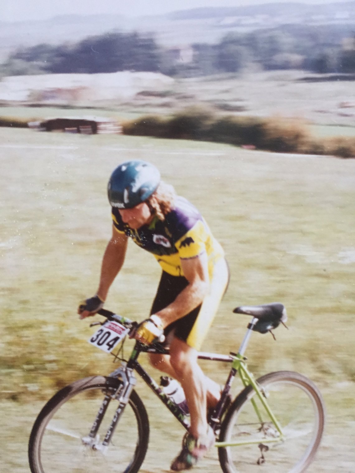 1993: Der erste Sponsor ist an Bord: Marin.
