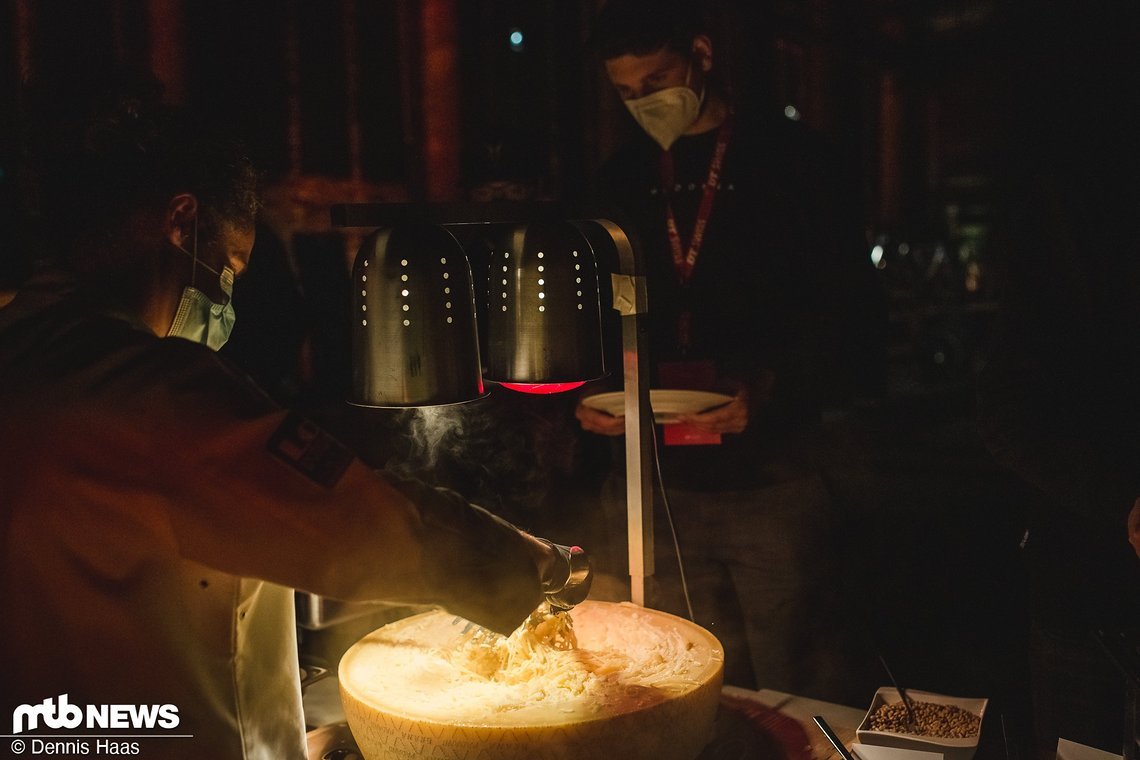 Darf bei einem Event, das von einer schweizerischen Firma initiiert wird, natürlich nicht fehlen: Der Käse.