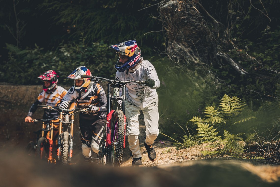 DG Endura CustomLines DyfiBikePark-70
