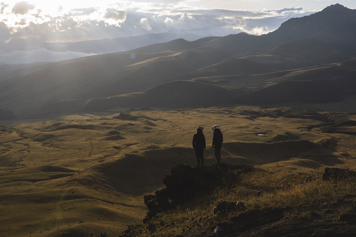 Surfing Trails in Ecuador – Nico Vink & William Roberts