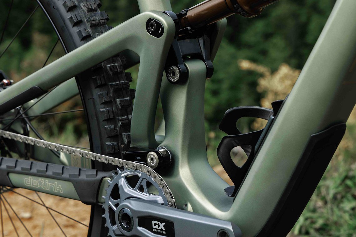 Ibis-Ripmo-3-Olive-Green-Swamp-Monster-6