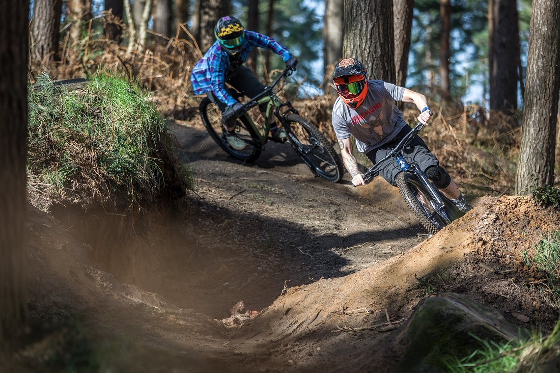 Dennoch soll sich das Hardtail verspielt fahren lassen